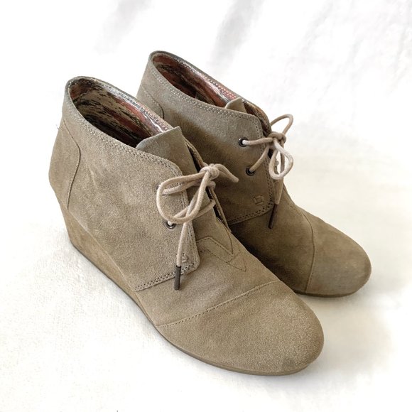TOMS Shoes - Toms Taupe Lace Up Bootie Wedges 10 Wide